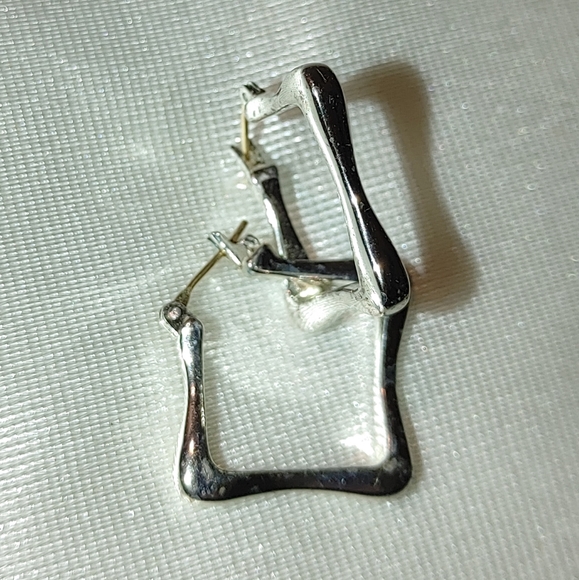 🆓 free with purchase Earrings lot 5 PRICE DROP costume vintage pierced - Picture 2 of 8